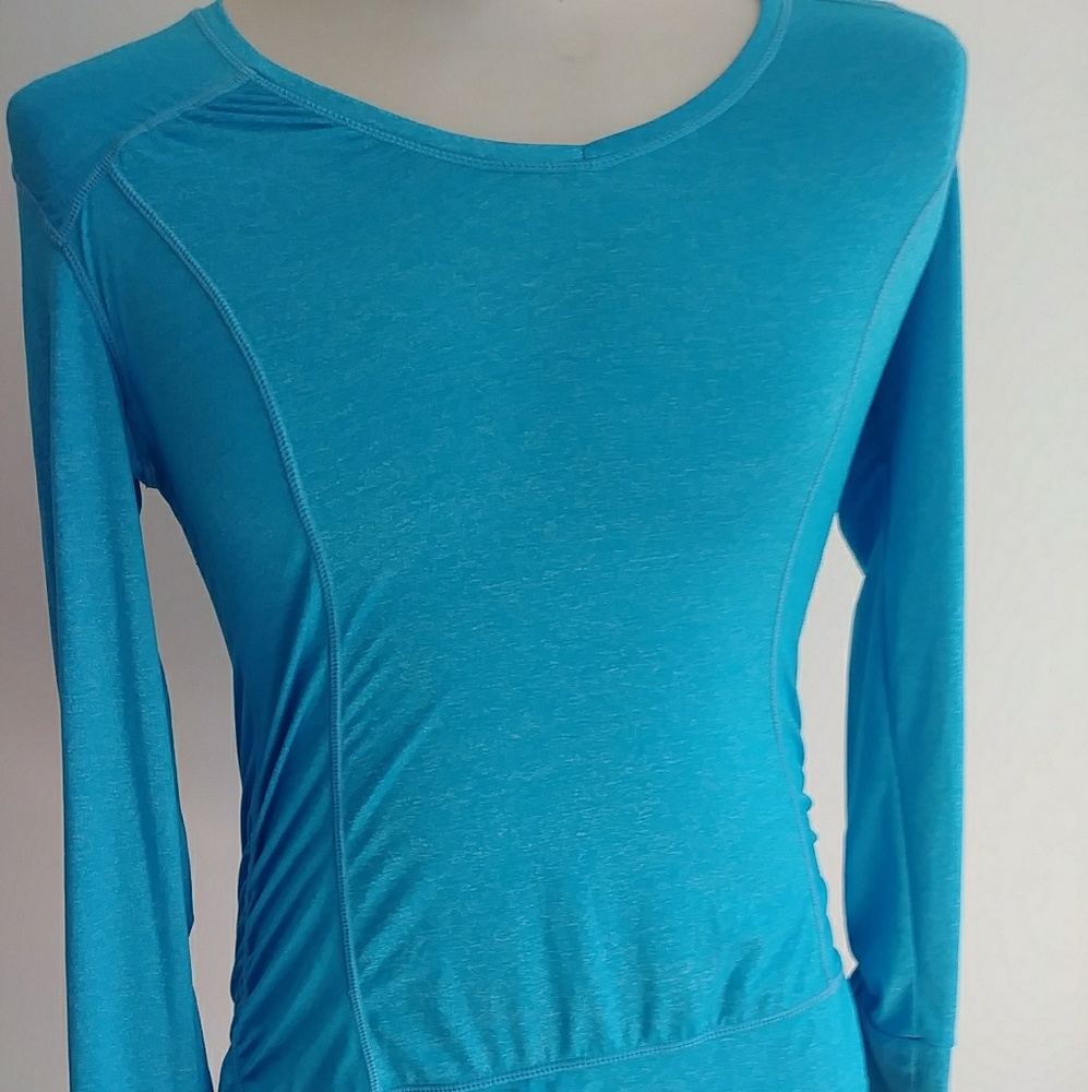 Tangerine ladies active shirt
